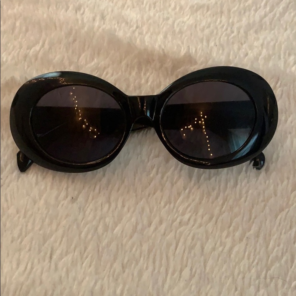 Sunglasses - Picture 1 of 4